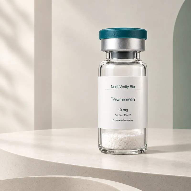 Tesamorelin 10 mg × 10 Fläschchen · TSM10 · Katalogillustration, kein Foto der tatsächlichen Verpackung.